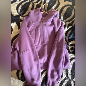 Lululemon half zip purple cropped